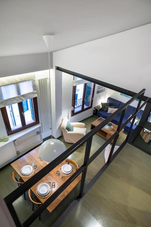 Ferienwohnung Mansardina - 1 Min From Accademia - Duplex Stylish And Cosy Venedig Exterior foto